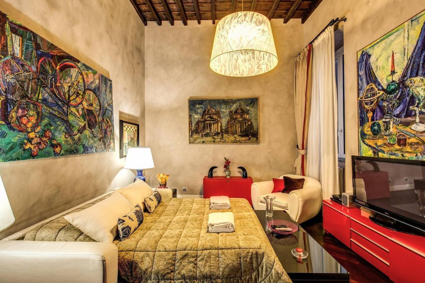 Spacious Flat By Piazza Navona Lejlighed