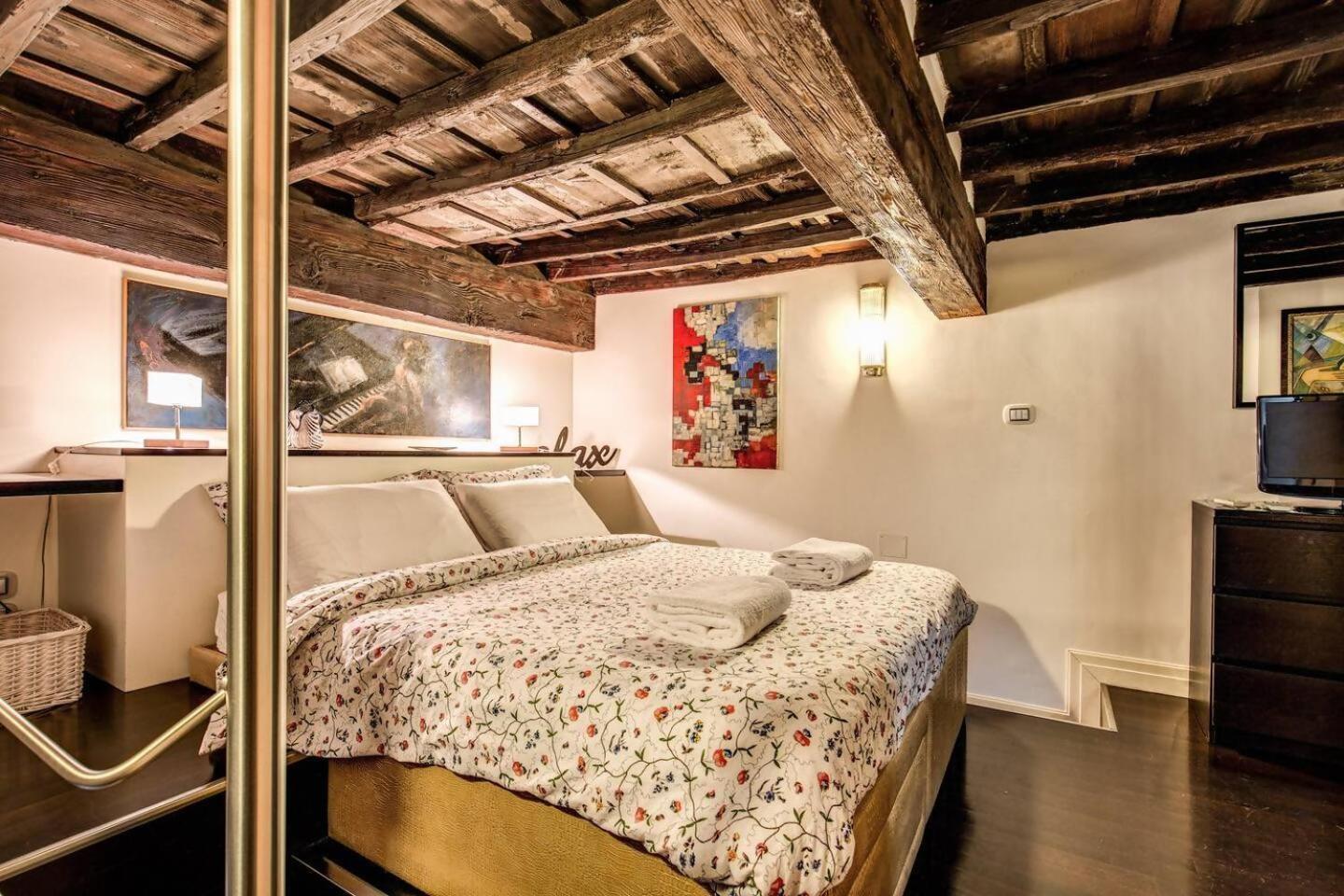Spacious Flat By Piazza Navona * Rom